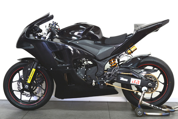 まだまだ使えます YZF-R25 RG10J 14-18年 純正アッパーカウル フロントカウル スクリーン YZFR25 刻印1WD リペア用  ストック : 140206894 : 壱濱部品ショッピング店 - 通販 - Yahoo!ショッピング