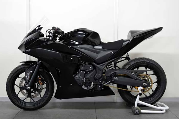 YZF-R25 シングルシートカウル 黒M ヤマハ 純正  RG10J:32103390