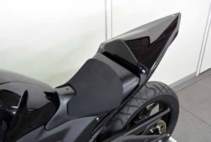 YZF-R25 レース用外装各種